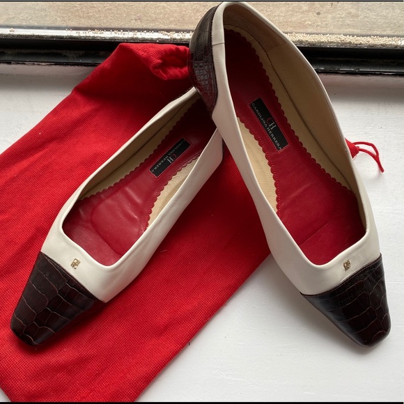 CH leather flats - Picture 1 of 5
